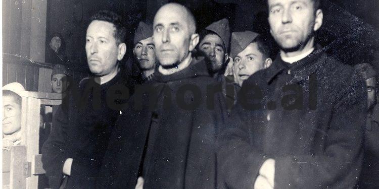 “Në ’46-ën, kur Enver Hoxha i tha ambasadorit jugosllav; e mbytëm Padër Anton Harapin e me këtë kemi plagosë për vdekje Klerin Katolik, ai u…”/ Dëshmia e rrallë e përkthyeses së diktatorit
