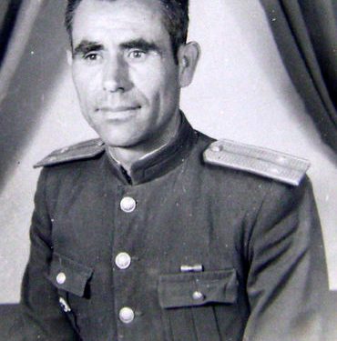 “Nga Çelo Arrëza, Bilo Bregu e Çize Hamitaj, te Xhipe Mersini, Metush Rrapo, etj., analfabet apo me arsim fillor, ish-baxhoxhinj, bujqër, e marangozë, që…”/ Libri ‘Kampet e burgjet e Shqipërisë komuniste’, i historianit të njohur