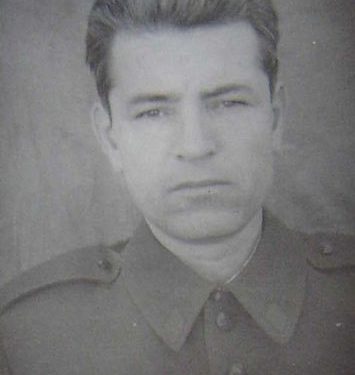 “Nga Çelo Arrëza, Bilo Bregu e Çize Hamitaj, te Xhipe Mersini, Metush Rrapo, etj., analfabet apo me arsim fillor, ish-baxhoxhinj, bujqër, e marangozë, që…”/ Libri ‘Kampet e burgjet e Shqipërisë komuniste’, i historianit të njohur