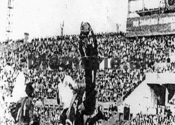 “Për vlersimin që i kishte bërë Jashini, në ndeshjen e luajtur në Moskë, duke e quajtur ‘Shqiponjë’, Qemal Vogli, kërkoi të shkonte te varri i tij, por…”/ Historia e panjohur, e legjendave të portës