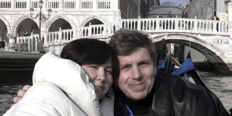 “Nga këngëtarja Anita Bitri dhe familjarët e saj në SHBA-ës, te katër turistët rusë, në Qerret të Kavajës, e vërteta për këto vdekje të bujshme…”/ Dëshmia e rrallë e profesorit të njohur të Mjekësisë Ligjore