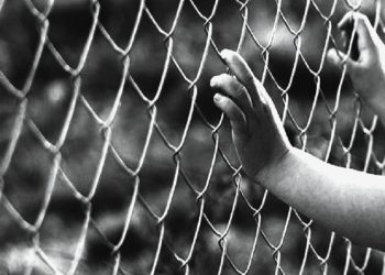 “The police who brought us to Reps got into the prison-van and greeted us in the most ominous way: ‘Worse and worse, may you never lift your head again and leave your bones and skin here…’” / The rare testimonies of the former political prisoner