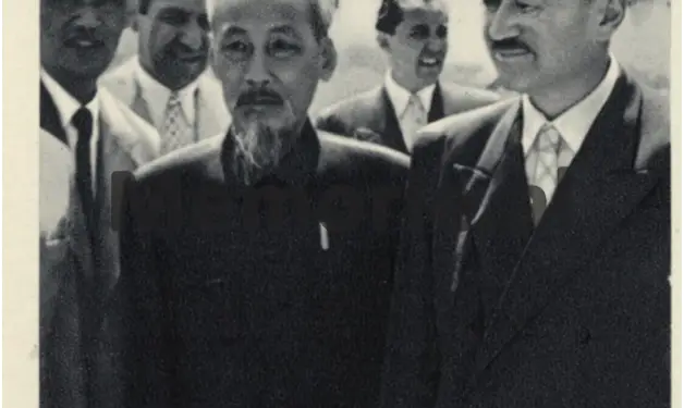 “Takimi mes Cu En Lait dhe Kosiginit, u bë në orën 11.00, kur ishim duke ngrënë drekë me Kang Sheng dhe duke mos ditur asgjë për këtë…”/ Raportimi i Rita Markos para Enverit dhe Byrosë, shtator 1969   