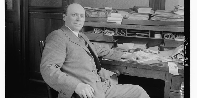 “Ahmet Zogu, ishte një nga udhëheqësit e rinj më të shquar, por regjimi i tij, u rrëzua nga një revolucion i udhëhequr prej Peshkopit Fan Noli, pasi…”/ Shkrimi i “The New York Times”, më 28 janar 1934