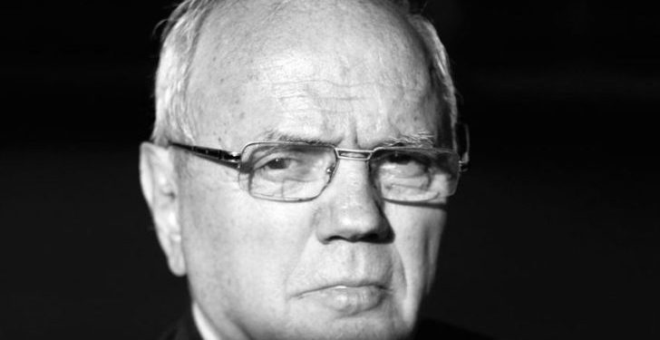 “Kur Skënder Sallaku, si sekretar partie i Estradës dhe Luan Zhegu, si zëvendës i tij, e pyetën regjizorin Leka Bungon, se ç’mendim kishte për Enver Hoxhën, ai iu tha…”/ Historia e bujshme në ‘89-ën