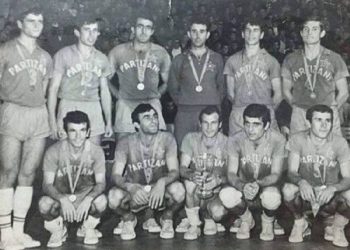 “Our brother, Dash, was poisoned by a third person who was at the table with us, not the doctor; the other one ‘served’ him a drink…” / A rare testimony from the sister of the famous volleyball player, who died suddenly on August 3, ’91.