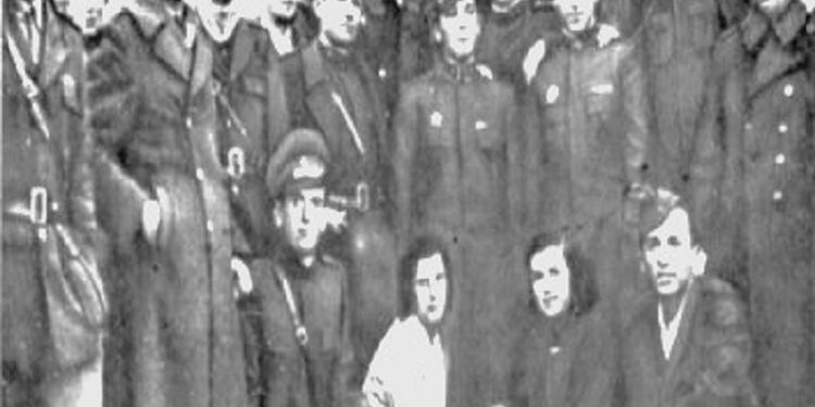 “Refat Karamani, zv/komandant batalioni, toger, 5 muaj përgjegjësi në Brigadën VII-të Mbrojtjes së Popullit, s’ka shkollë, është nga Kurveleshi…”/ Lista me 70 emrat e komandantëve dhe komisarëve, në ’45-ën