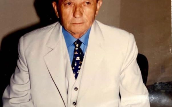 “Pasi fitoi 11 kampionate dhe kupa republike me vajzat e ’17 Nëntorit’, duke luajtur edhe në kupat e Europës, u kujtuan se ai ishte nipi i ‘armikut’ Teme Sejko’ dhe…”/ Historia e panjohur e “Mjeshtrit të Sportit”, nga Çamëria