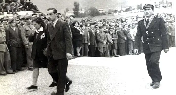 “Të tre marinarët, s’donin të arratiseshin, kishin dalë për qejf në det, por u vranë me njëri tjetrin, pasi…”! / Historia e panjohur e filmit “Dueli i heshtur” dhe dokumentet sekrete, nga ish-kreu i Arkivit