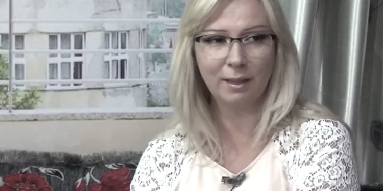 “Edhe pse vuajti 25 vjet burg në Tiranë, Spaç, Qaf-Bari, etj., ai doli i gjallë dhe pas ’90-ës, shkoi në SHBA-ës, për të cilat ishte dënuar, por kur pa atje torturuesit e tij…”/ Historia e trishtë e ish-të burgosurit politik