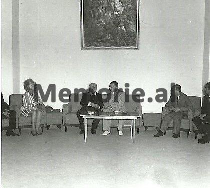 “Shtypi borgjez, ka organizuar komplotin e heshtjes ndaj letërsisë sonë, por me botimin e ‘Gjenerali ushtrisë së vdekur’ të Ismail Kadaresë, është…”/ Biseda e Enver Hoxhës, me Viktor Eftimiun, 2 korrik 1971