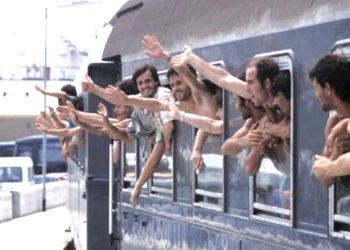 “Shefi i Komisariatit të Policisë në Emance, tha se; ata refuzojnë pastrojnë dhomat e tyre, sepse në Shqipëri, këto punë i bëjnë gratë…”! / Si u prish imazhi i refugjatëve shqiptarë për një muaj në Paris