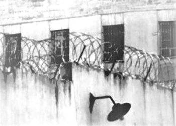 “Ndrecë ‘the skunk,’ or ‘The Scorpion,’ as we prisoners called him among ourselves because his stench could be smelled an hour away, was the most negative, proverbially filthy, cruel policeman…” / The rare testimony of the former political prisoner