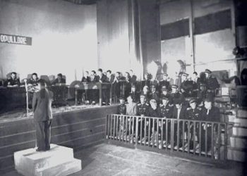 “Pas pushkatimit të djalit Sokolit, e veshur në kostum, xhaketë e pantallona, ajo u hodh, me kokë poshtë, nga ballkoni i katit të 5-në Berat…”/ Historia tragjike e familjes së Kundër admiralit nga Çamëria