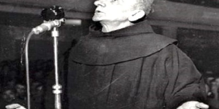 “Në dimrin e vitit 1945, mora nji letër nga Padër Antoni Harapi, me anë të zotit të shtëpisë që e mbante të mshehun, ku më thoshte;…”/ Dëshmia në gjyq e Padër Mark Harapit, 12 dhjetor, 1946