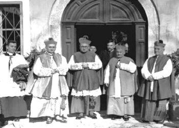 “Kur Padër Anton Harapi ndodhej aty, shkuan një oficer me disa ushtarë për kontroll, mirëpo Padër Ludovik Kiri, i rrejti ushtarët e i futi në…”/ Dëshmia në hetuesi e Padër Filip Mazrrekut, nëntor ‘46