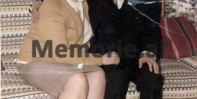 “Pas divorcit me tim shoq, erdhën t’i merrnin me forcë dy djemtë, mua më ra të fiktë, por e gjithë Selenica…”/ Dëshmia e ish-gazetares, e bija e ish-sekretarit të Partisë së Tiranës