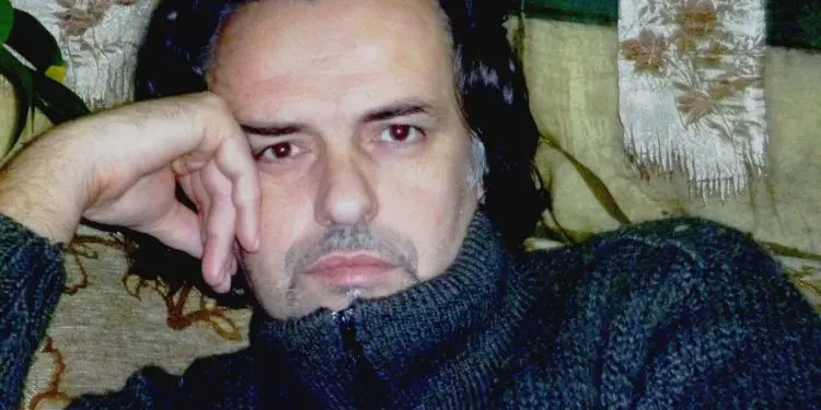 “Më çuan tek një personazh i kobshëm, Skënder Kosova, anëtar i një tresheje vrasësh djallëzorë, djajve të vdekjes, që mbillte terror në Tiranë, pasi me ‘Xhip’-in e tyre…”/ Kujtimet e përkthyesit të famshëm