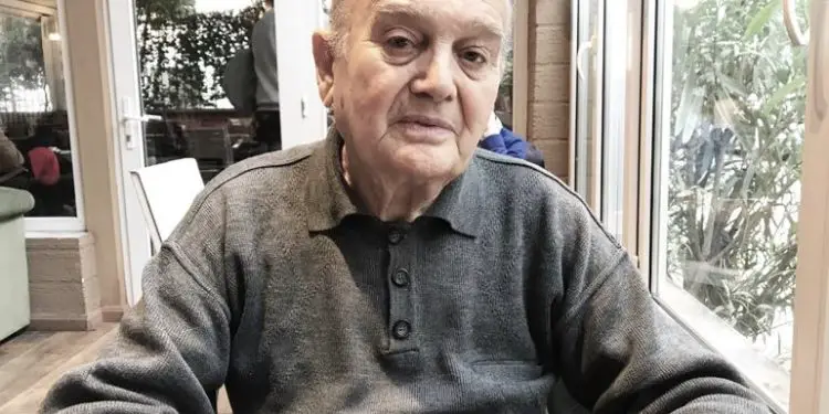 “Leonidha, kapiten anije në Durrës, shkoi me not te një anije greke që kishte dalë jashtë portit dhe ata e veshën e i dhanë një pije për t’u ngrohur, por kur u zgjua…”/ Historia e trishtë djaloshit nga Levani