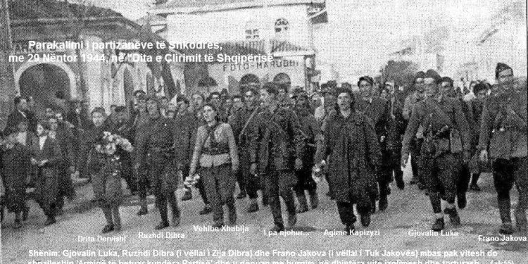 “Ditën që vdiq, pas një ‘ilaçi qetësues’ që i bënë ‘mjekët’, babai na la si amanet, një shishe verë, ta pinim kur të vdiste Enver Hoxha…”/ Historia e trishtë e deputetit dhe komunistit të parë të Shkodrës