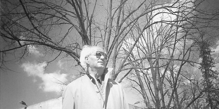 “Im at, shkrimin e dërgoi te ‘Zëri i Popullit’, por Todi Lubonja s’e botoi dhe e çoi ‘lart’ e, pas gjyqit politik në Komitetin Qendror, kolegu i babait, vrau veten…”/ Dëshmia e rrallë e vajzës së poetit të persekutuar