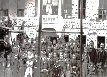 “Patrioti që hapi ‘Mësonjëtoren e Parë Shqipe’ dhe i dhuroi abetaren shqipe Sulltanit, vdiq në mjerim në spitalin e të varfërve në Korçë, pasi…”/ Historia e panjohur dy vëllezërve nga Gjirokastra