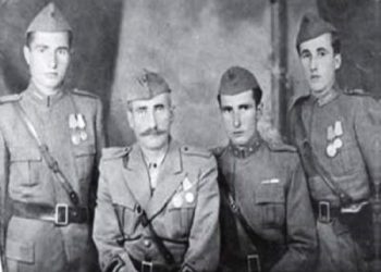 “Megjithë drunë që i dhaç, se Mestani, njeri i vjetër dhe me egoizmë e ambiciet, që kujton se është njeri i madh, ay e mban karshi teje mërinë e, tenton të…”/ Letra e panjohur e Enverit për Gjin Markun, prill ‘44