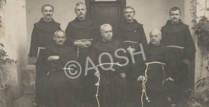 “Imzot Vinçens Prenushi, me ka rrfye qysh Enver Hoxha e kishte thirrë, gjoja të këshillohej me të për punët e Kishës Katolike Shqiptare, por në në të vërtetë, për…”/ Kujtimet e panjohura të Arshi Pipës