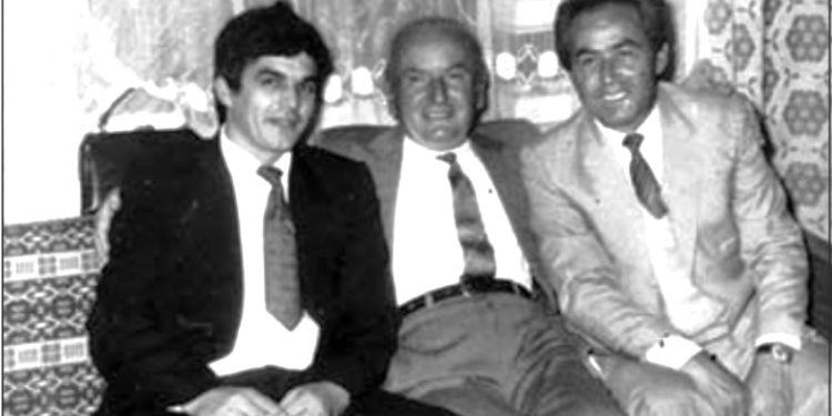 “Enveri zakonisht votonte te Kopshti nr. 31, afër ‘Bllokut’, por deri kur ai nisej nga vila, për efekte sigurie, nuk tregohej dhe ne detyroheshim që…”/ Dëshmia e rrallë e ish-punonjësit të ‘Dekorit’ të Tiranës