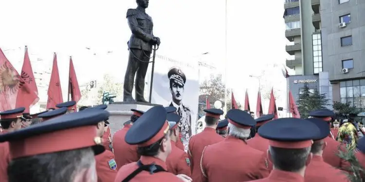 1 Shtatori 1928, dita kur parlamenti i asaj kohe, sanksionoi ligjërisht dhe shpalli Mbretërinë Shqiptare, duhet të jetë ditë e shënuar zyrtare e shtetit tonë