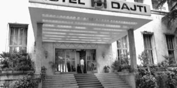 Misteri i zhdukjes i shqiptaro-amerikanit Thoma Sotiri në ’78-ën, ish-nënkryetar i “Vatrës”, pas arrestimit nga Sigurimi dhe denoncimit të dy kamerierëve të Hotel “Dajtit”, Kiços dhe Janit, nga Leskoviku