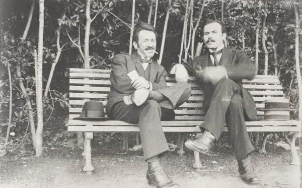 “Miqtë që rrinë fort me të, janë Ali Bakiu, Gjergj Kokoshi e Sali Tagani, shtëpija që rrin në ‘Rrugën e Dibrës’ është e Saliut, për drekë, tek Rauf Fico, ku…”/ Zbulohen dokumentet e Sigurimit për Mirash Ivanajn