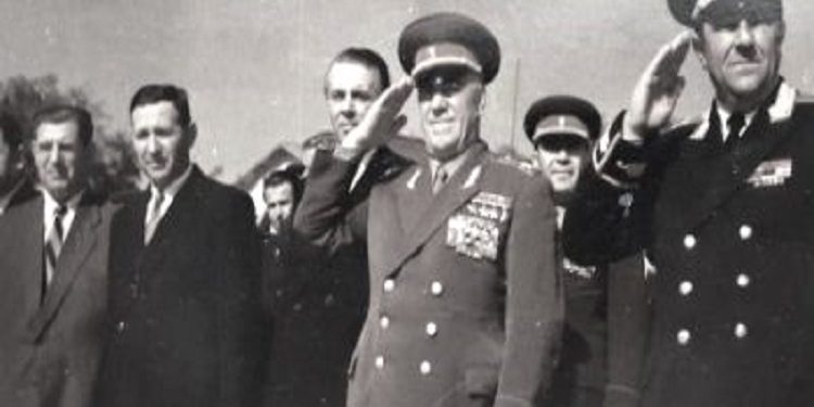 “Oficeri Ndoc Luli, shpreson në ndryshimin e situatës, Qazim Zylaj, ka të afërt me burgim të përjetshëm, e shoqja nga familja Hysenbegasi, vdekur në burgje…”/ Fjala e Enverit dhe Mehmetit në Byro, prill 1953