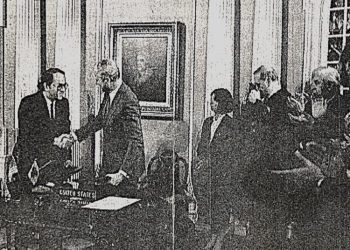 “Para viteve 1950-të, SHBA-të, ishin të angazhuara aktivisht në një komplot, që të përmbysnin qeverinë e Enver Hoxhës, me forca paramilitare, por…”/ Artikulli i ‘New York Times’, në janar 1991