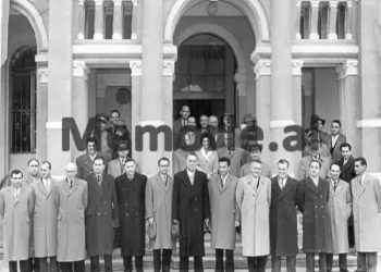 “Informatori thotë; në mungesë të saj, Hoxha mund të kërkojë mbështetjen e Mehmetit, por ne besojmë se, në rast vdekjeje të zonjës Hoxha, raportet e Enverit me…”/ Dokumentet sekrete të CIA-s