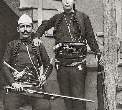 “Sinjalin për fillimin e kryengritjes në Kosovë, që njihet si Kryengritja e Llapushës, e dhanë Azem e Shotë Galica, në Radishevën legjendare…”/ Historia e panjohur e Hoxhë Kadri Prishtinës