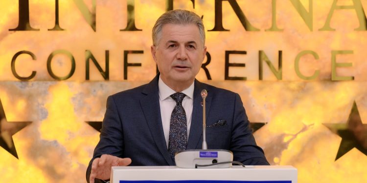 1 Shtatori 1928, dita kur parlamenti i asaj kohe, sanksionoi ligjërisht dhe shpalli Mbretërinë Shqiptare, duhet të jetë ditë e shënuar zyrtare e shtetit tonë