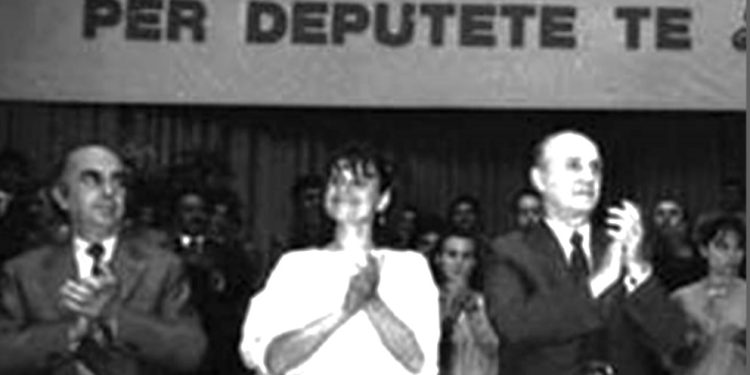 “Enveri zakonisht votonte te Kopshti nr. 31, afër ‘Bllokut’, por deri kur ai nisej nga vila, për efekte sigurie, nuk tregohej dhe ne detyroheshim që…”/ Dëshmia e rrallë e ish-punonjësit të ‘Dekorit’ të Tiranës