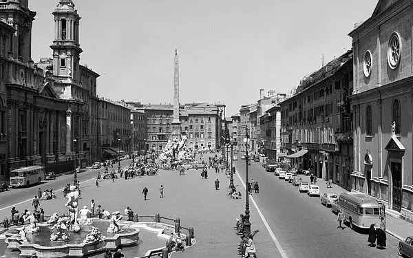 “Në Itali, po merren masa për shitjen e pasurive të Sh. Vërlacit, Xh. Ferrës dhe I. Sefës, në Egjipt, të familjes Qorralliu dhe dyqani i Papajt, me vlerë…”/ Dokumentet sekrete të grabitjes së pronave nga regjimi komunist