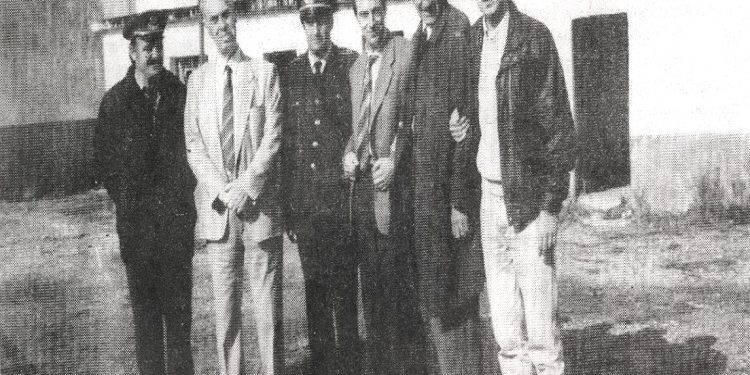 “Pasi më pushkatuan babain në ’47-ën, me ‘Grupin e deputetëve’, ne u vendosëm në Shkodër, ku oficerët e Sigurimit dhe vetë Feçor Shehu, shkonin natën te shtëpia e mamasë dhe…”/ Dëshmia e rrallë e Artan Kokoshit