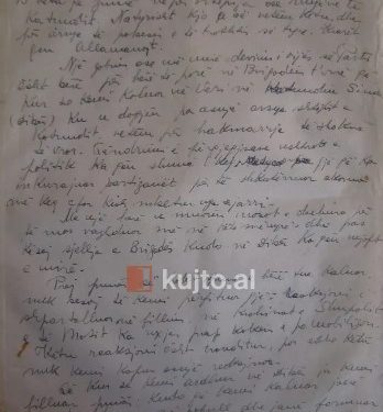 “Një devijim i vijës së Partis, ësht bërë në Brigadën t’onë, në katundin Sinë, ku u dogjën pa asnjë arsye shtëpit e katundit, vetëm për hakmarrje…”/ Raporti i zv/komisarit, Manush Myftiu, gusht 1944