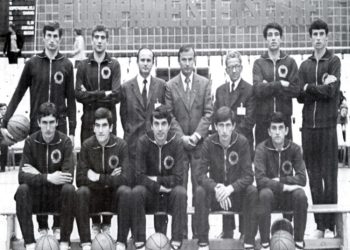 “Kur disa tifozë, i dolën përpara Hysni Kapos dhe i thanë se; Papavangjelin na e ka marrë ‘Dinamo’, nuk e kthejnë në Vlorë, ai…”/ Historia e panjohur e legjendës së basketbollit vlonjat dhe atij kombëtar