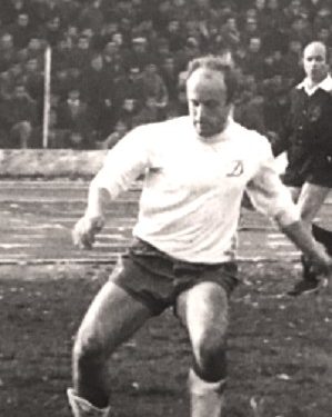 “Ja e vërteta, se përse Loro Boriçi, nuk na fuste në formacionin bazë tek ‘Partizani’ dhe s’na thirri kurrë me kombëtaren, mua dhe Gim Jankun…”/ Dëshmia e rrallë e ish-futbollistit të njohur të “Dinamos”!
