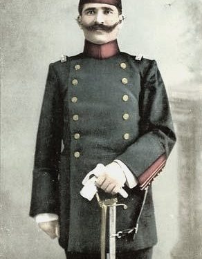 “Ahmed Nijazi Resnja, rrekej t’u kërkonte besën e parisë së Resnjës, Strugës, Ohrit dhe Manastirit, për të filluar aksionet…”/ Historia e komandantit të legjionit shqiptar, që shqetësoi Portën e Lartë