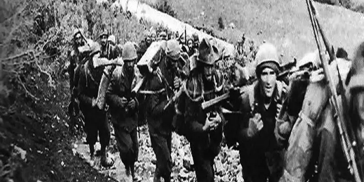 “Hitleri është i brengosur për gjendjen në Shqipëri, gjenerali Badoglio dha dorëheqjen prej humbjeve, ambasadori italian në Berlin, shkoi te Hitleri…”/ Ditarët e panjohura të komandantit gjerman të forcave supreme