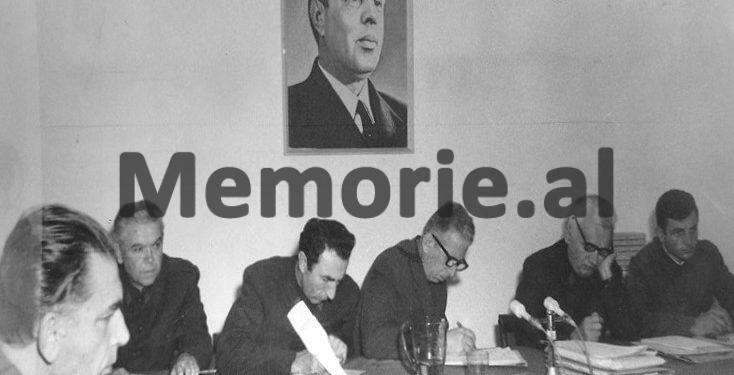 “Petrit Dume, ishte i poshtër dhe i zgjuar për intriga. I kishte këto cilësi të këqija ai, kurse, Rrahman Parllaku…”/ Diskutimi i Haxhi Lleshit, në Presidiumin e Kuvendit Popullor, më 5 nëntor ‘75