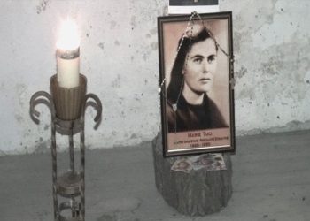 “Hetuesi, njeri tërë vese e krime, ngulmoi ta përdhoste atë krijesë të re, të pafajshme, donte të përlyente virgjërinë motrore, por vajza…”/ Historia e panjohur e Marie Tucit