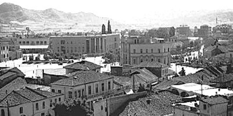 “Deputetja socialiste, Luljeta Bozo, u rrit në shtëpinë e zaptuar të inxhinierit të pushkatuar dhe nusëroi në vilën e grabitur të djalit të burgosur të Sevasti Qiriazit, pasi…”/ Historia e trishtë e diktaturës