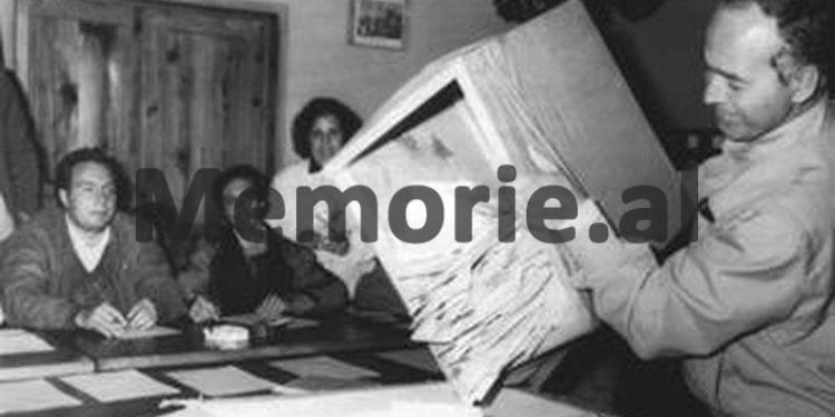 “Zgjedhjet e 2 dhjetorit 1945, ishin farsë e vërtetë, pasi aty mori pjesë vetëm Partia Komuniste, madje kishte raste, që ata votuan pro 110% dhe quheshin të vlefshme…”/ Dëshmitë e rralla të mjekut italian