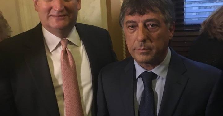 “Lee Edwards, ishte një mik, mentor dhe hero, për shumë të persekutuar gjatë regjimit komunist (Luftën e Ftohtë), përfshirë edhe Shqipërinë e, në saj të tij…”/ Refleksionet e gazetarit të njohur të VOA-s